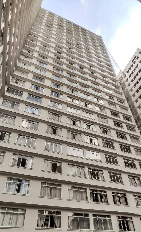 Suíte na Av Paulista c WiFi e ótima localização SP Casa de hóspedes *